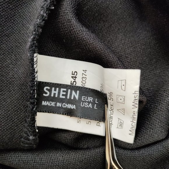 SHEIN Scallop Trim Solid Tee Size L - Picture 14 of 14